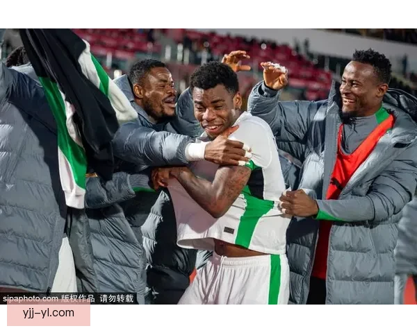 国足西亚营地热身斯巴达成效